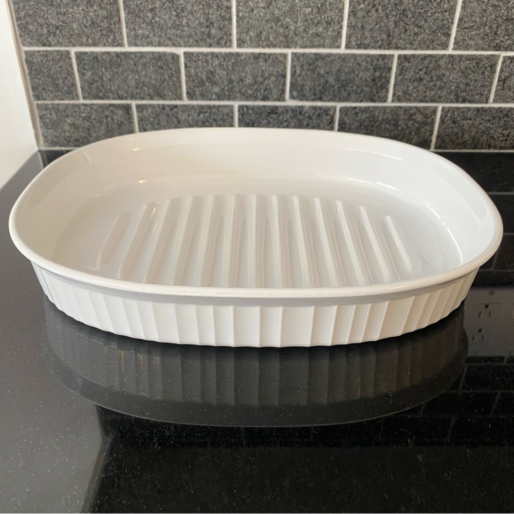 Corning Ware MC-4-B French‎ White roaster casserole dish
